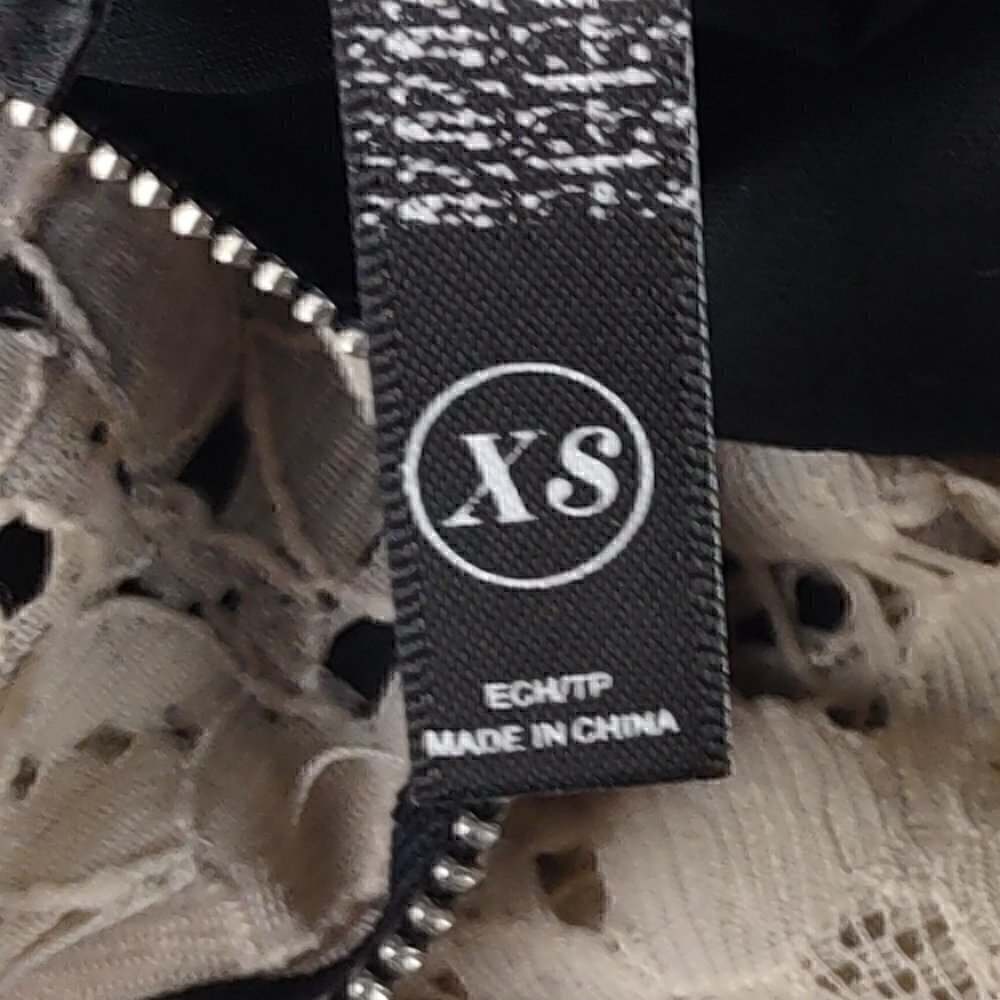 Kensie Beige And Black Embellished Crew-Neck Flared Dress Size XS (NWT) - Picture 11 of 13